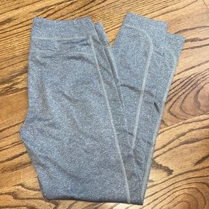 AE American Eagle Gray Grey High Rise Hi-Rise Medium Leggings Active Fleece